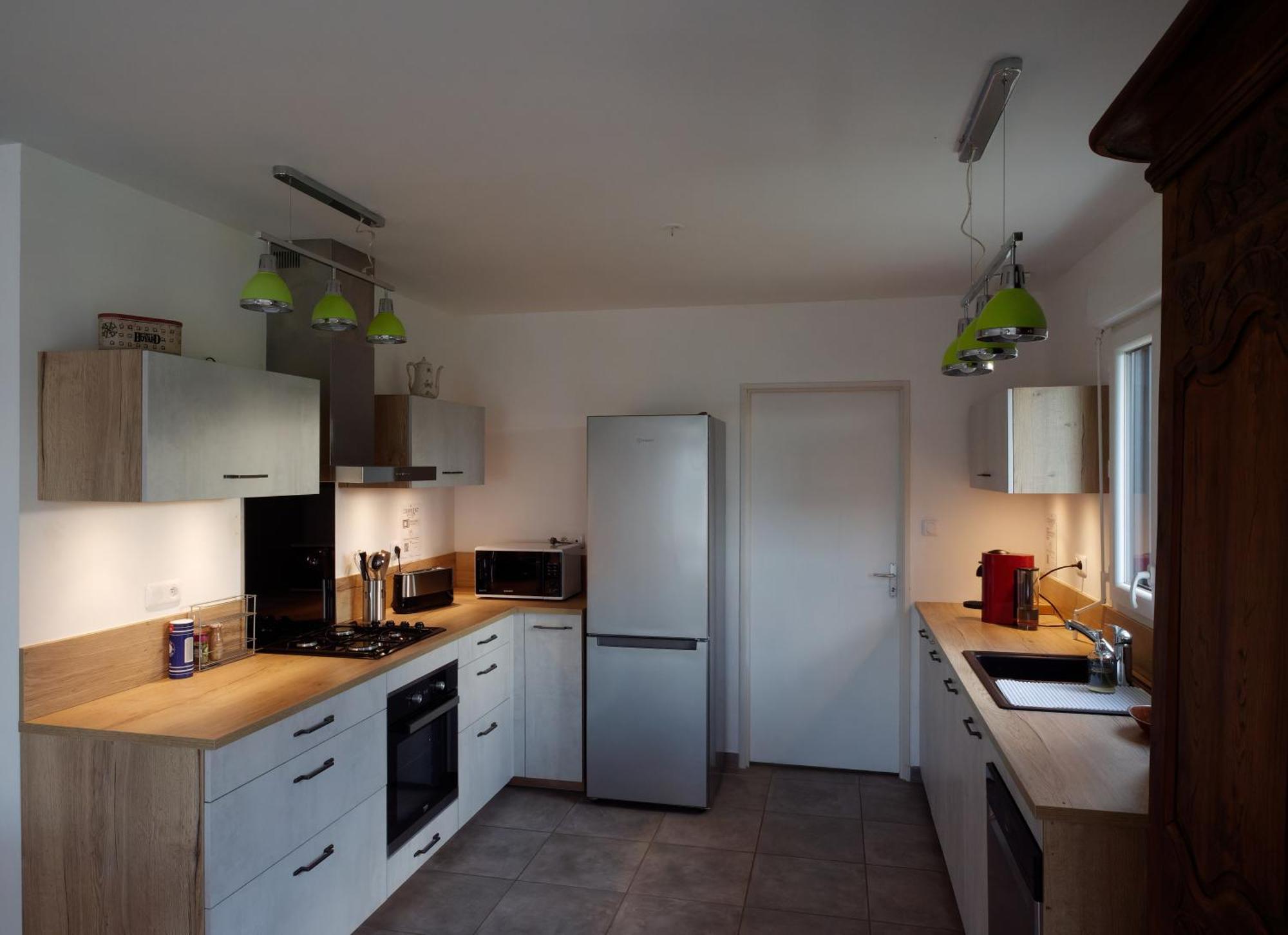 Le Logis D'Emeric Avec Paisible Jardin Clos&Arbore Loches Exterior photo